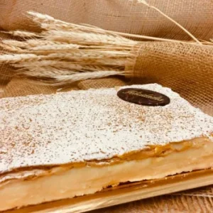 Catering Isamar - Tarta de Chantillí y Mihojas